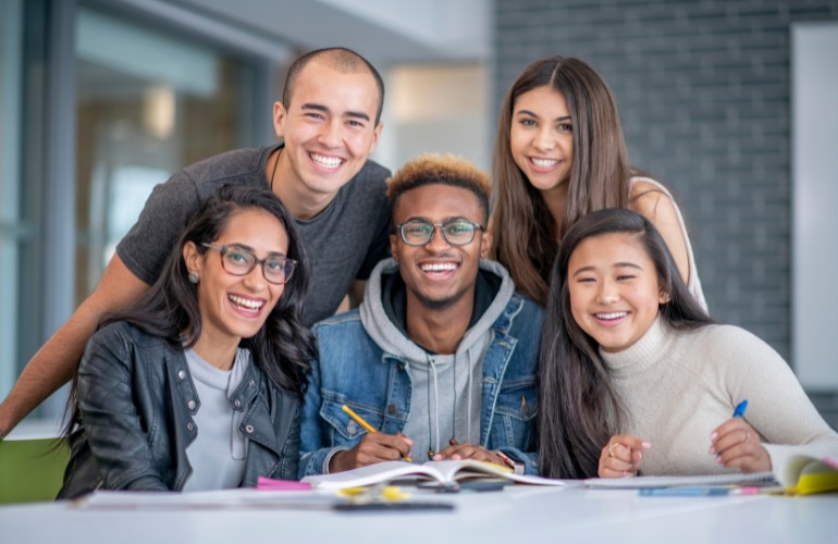 Cómo evaluar tu personalidad y estilo de aprendizaje para elegir carrera